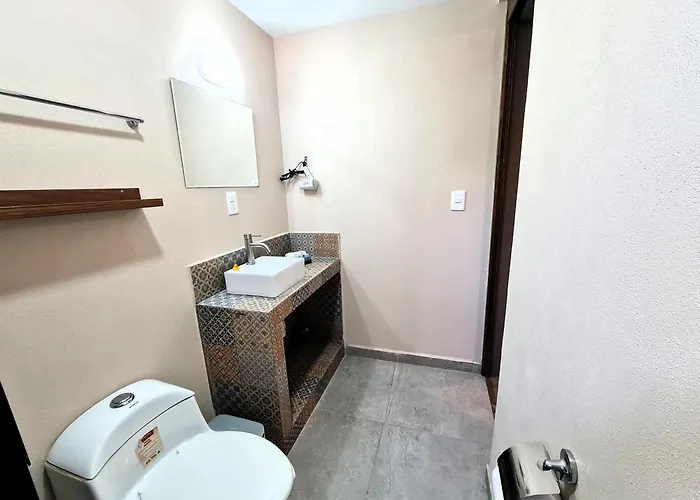 R10 Double At Itesm Cem Full Services, Shared-kitchen, Fridge ,laundry, Smart Tv, Parking, Balcony *
