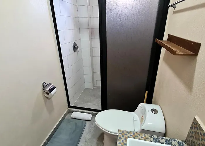 R10 Double At Itesm Cem Full Services, Shared-kitchen, Fridge ,laundry, Smart Tv, Parking, Balcony Apartment