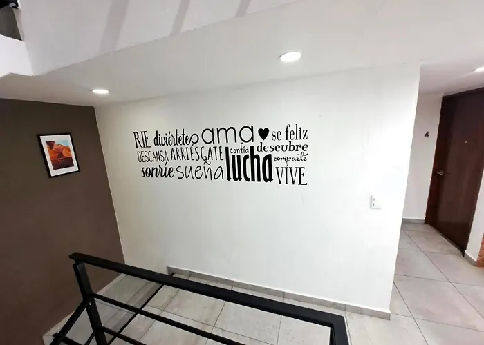 Apartment R10 Double At Itesm Cem Full Services, Shared-kitchen, Fridge ,laundry, Smart Tv, Parking, Balcony *