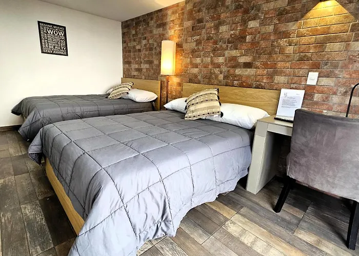 R10 Double At Itesm Cem Full Services, Shared-kitchen, Fridge ,laundry, Smart Tv, Parking, Balcony *