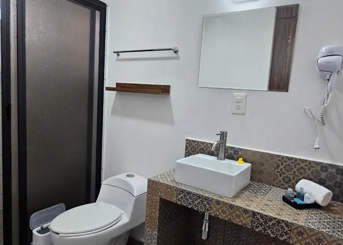 Apartment R10 Double At Itesm Cem Full Services, Shared-kitchen, Fridge ,laundry, Smart Tv, Parking, Balcony *