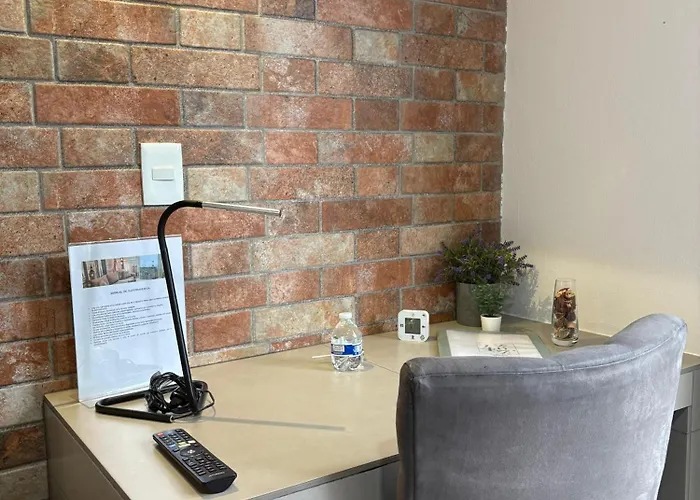 R10 Double At Itesm Cem Full Services, Shared-kitchen, Fridge ,laundry, Smart Tv, Parking, Balcony
