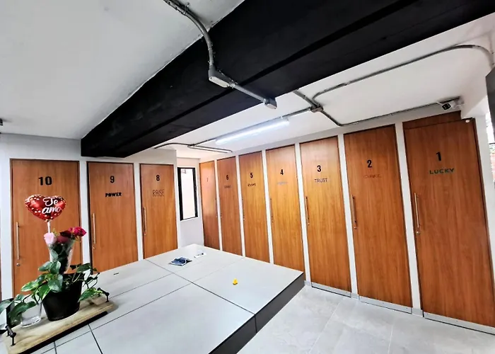R10 Double At Itesm Cem Full Services, Shared-kitchen, Fridge ,laundry, Smart Tv, Parking, Balcony Apartment Mexico City